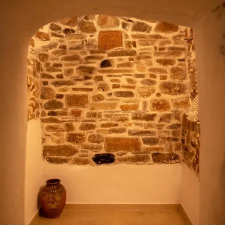 The Old Pottery Art Retreat Vilă