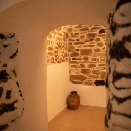 The Old Pottery Art Retreat Vilă Limenas (Thasos)